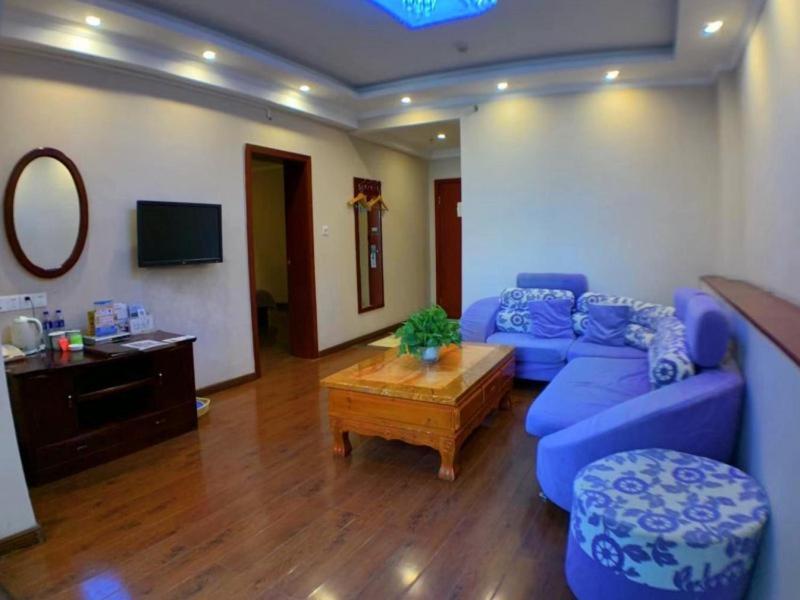 Greentree Inn Henan Kaifeng Gulou Square Express Hotel Zewnętrze zdjęcie