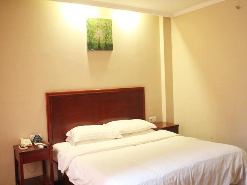 Greentree Inn Henan Kaifeng Gulou Square Express Hotel Zewnętrze zdjęcie